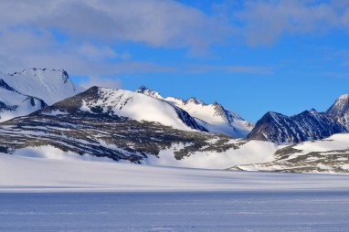 Union-glacier-2012-antartic-research-group - 10