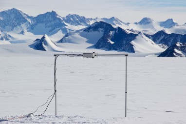 Union-glacier-2016-antartic-research-group - 5